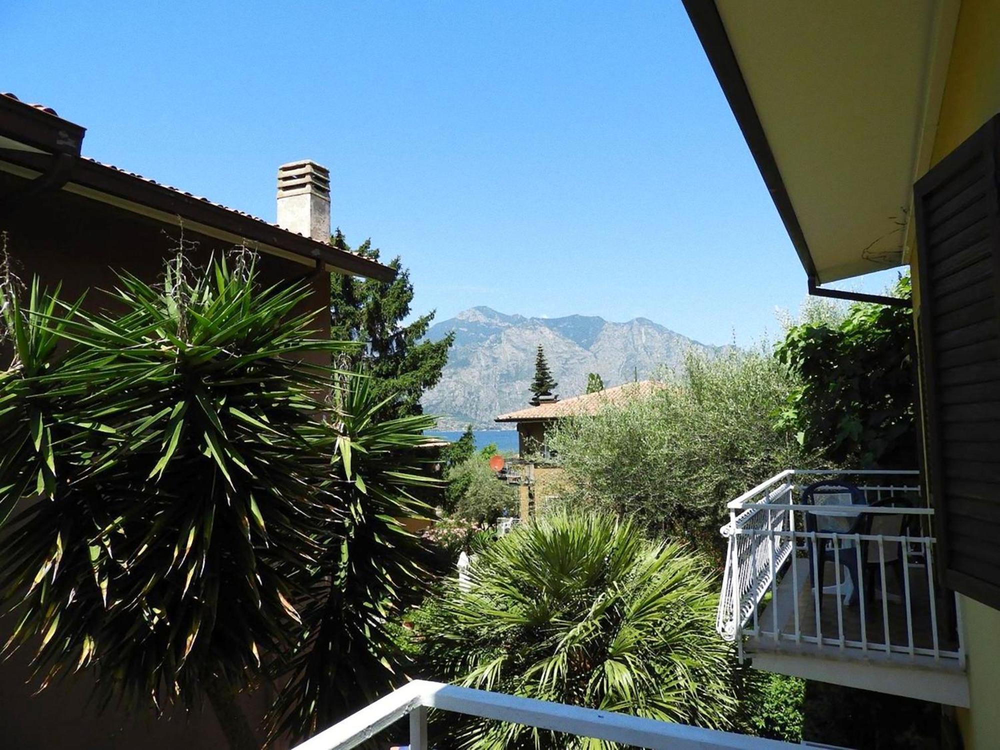 Ambienthotel Luna Rossa Malcesine Exterior foto