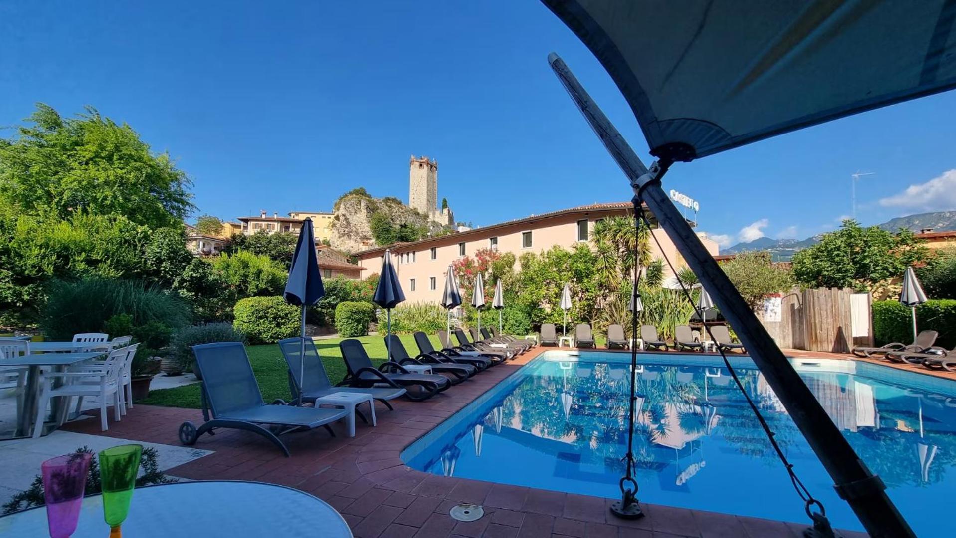 Ambienthotel Luna Rossa Malcesine Exterior foto