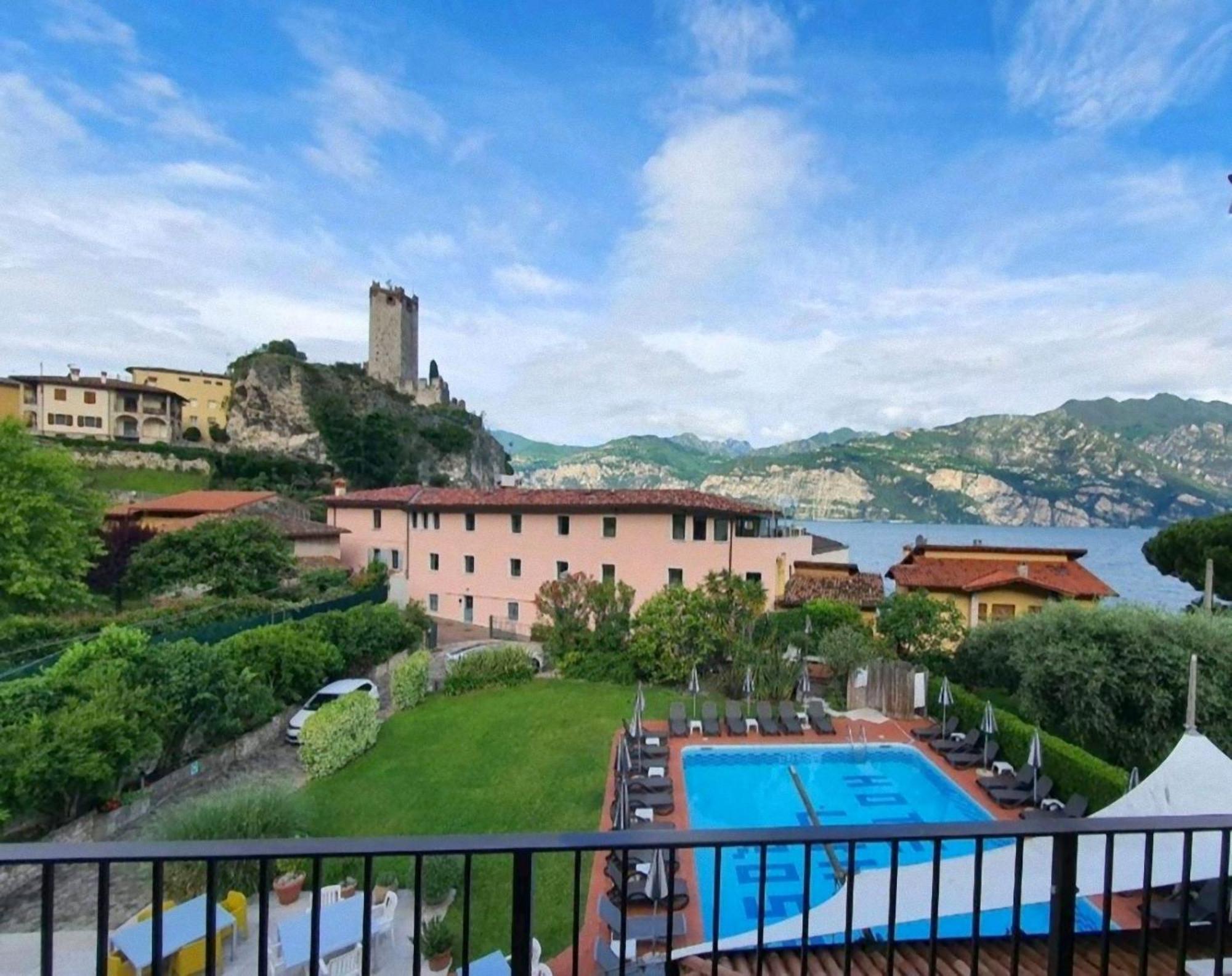 Ambienthotel Luna Rossa Malcesine Exterior foto